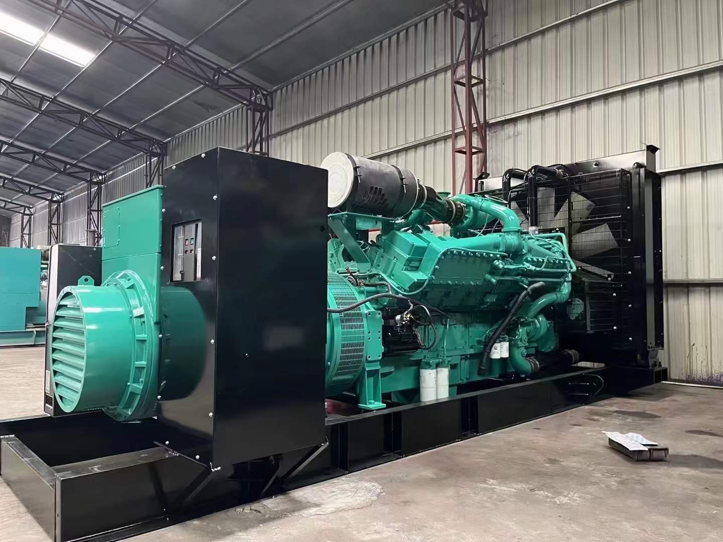泽州如何降低 800kW 柴油发电机输出电流的波动？