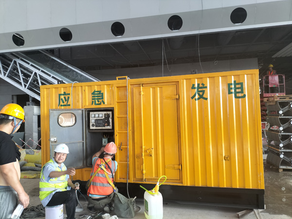 泽州怎样判断空气滤清器是否需要更换？
